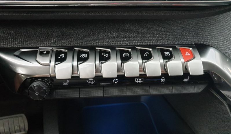 PEUGEOT 3008 NOUVEAU – 1.6 HYBRID 225CV EAT8 ALLURE PACK + HAYON MAINS LIBRES + PACK DRIVE ASSIST PLUS complet