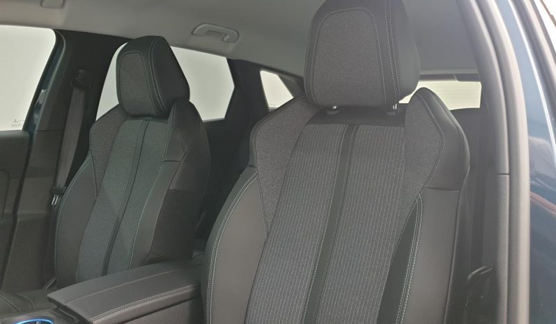PEUGEOT 3008 NOUVEAU – 1.6 HYBRID 225CV EAT8 ALLURE PACK + HAYON MAINS LIBRES + PACK DRIVE ASSIST PLUS complet